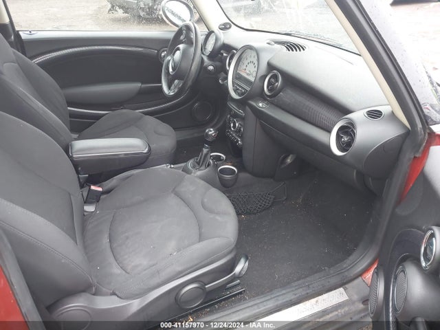 2011 MINI COOPER S WMWSV3C5XBTY10270 Photo 4