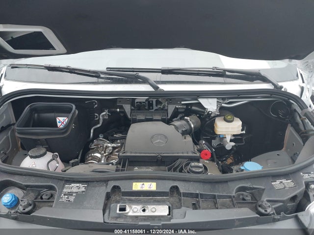W1Z4KFHY1RP729144 Mercedes-Benz Sprinter 2500 Standard Roof 4-cyl Diesel