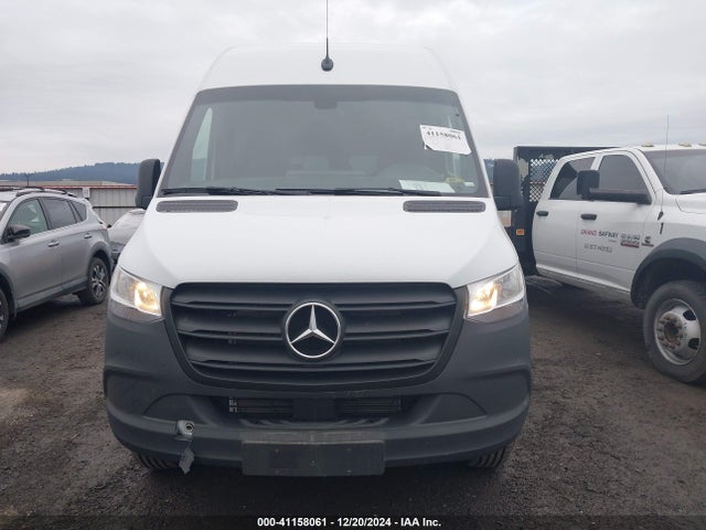 W1Z4KFHY1RP729144 Mercedes-Benz Sprinter 2500 Standard Roof 4-cyl Diesel