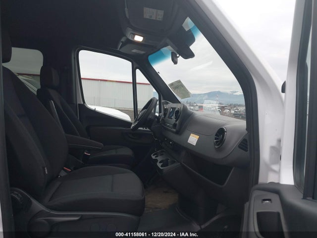 W1Z4KFHY1RP729144 Mercedes-Benz Sprinter 2500 Standard Roof 4-cyl Diesel