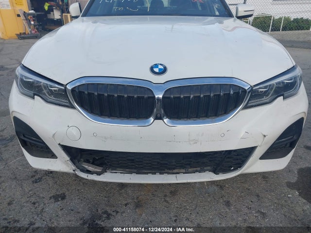 3MW5P7J08M8B69698 BMW 3 Series 330e