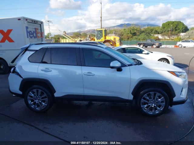 JTMC1RFV8RJ026838 Toyota Rav4 Xle Premium