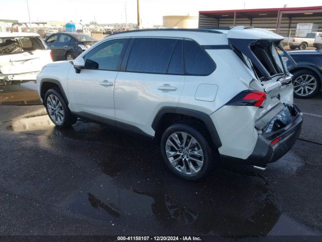 JTMC1RFV8RJ026838 Toyota Rav4 Xle Premium