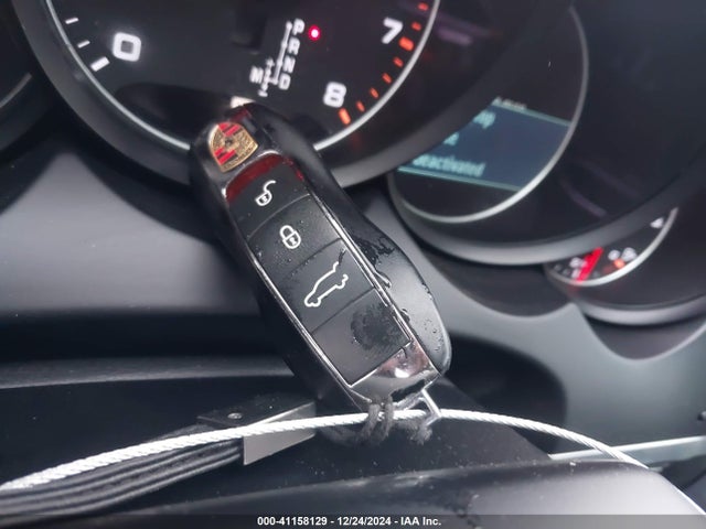 WP1AA2A20GLA08250 Porsche Cayenne