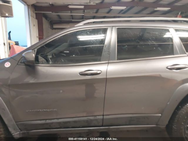 1C4PJMBS9HW658295 Jeep Cherokee Trailhawk 4x4