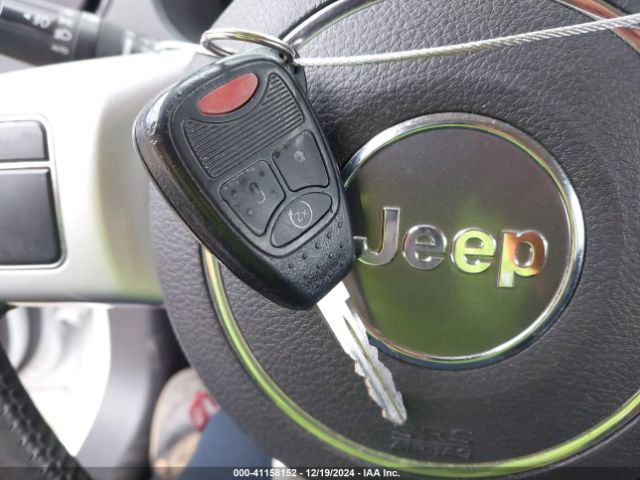 1C4NJDEB0GD616692 Jeep Compass Latitude