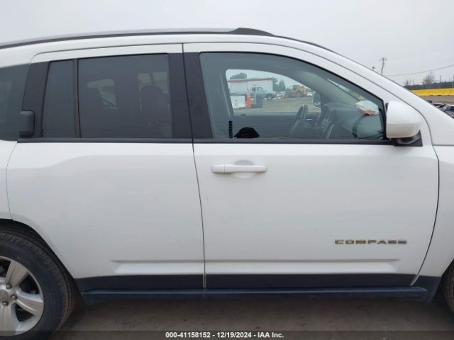 1C4NJDEB0GD616692 Jeep Compass Latitude