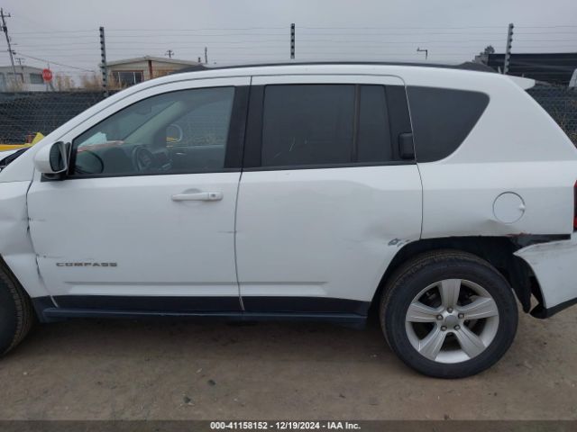 1C4NJDEB0GD616692 Jeep Compass Latitude