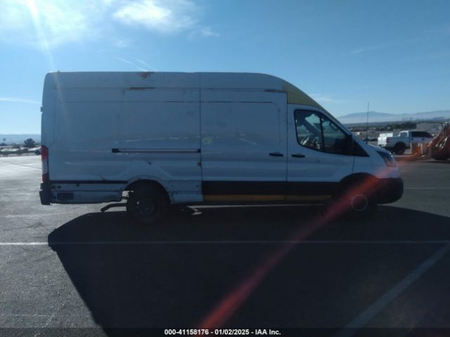 1FTBR3X80LKA24268 Ford Transit-250 Cargo Van