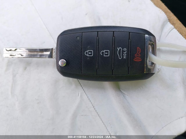 KIA Optima Lx 2015 KNAGM4A7XF5568481 Image 11