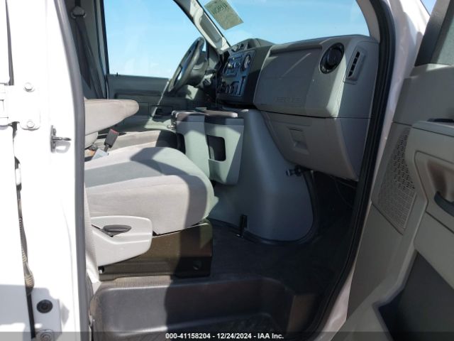 1FBSS3BL0EDA81727 Ford E-350 Super Duty Xlt