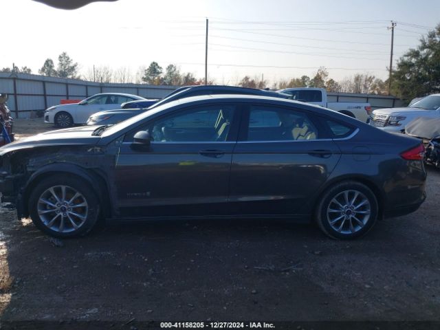 3FA6P0LUXHR385170 Ford Fusion Hybrid Se