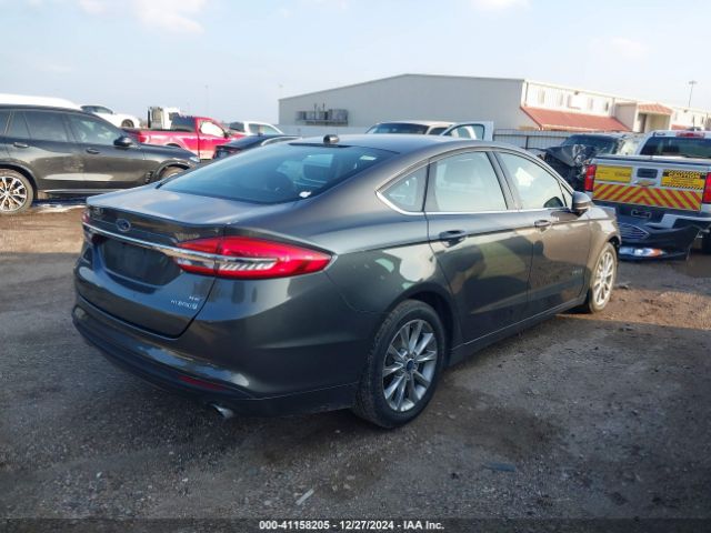 3FA6P0LUXHR385170 Ford Fusion Hybrid Se