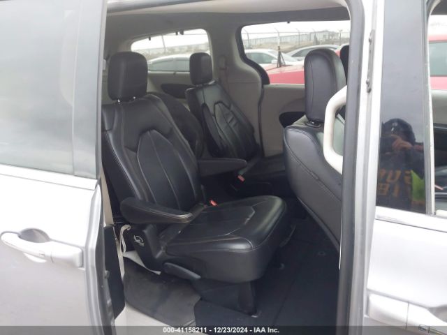 2C4RC1BGXHR702648 Chrysler Pacifica Touring-l