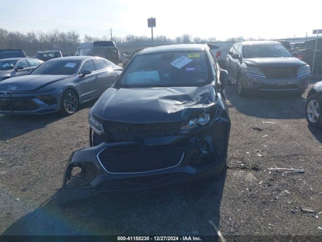 3GNCJKSB3LL198575 Chevrolet Trax Fwd Ls
