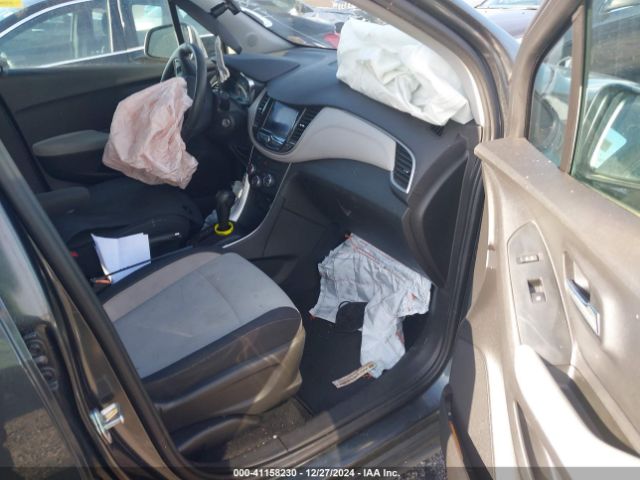 3GNCJKSB3LL198575 Chevrolet Trax Fwd Ls