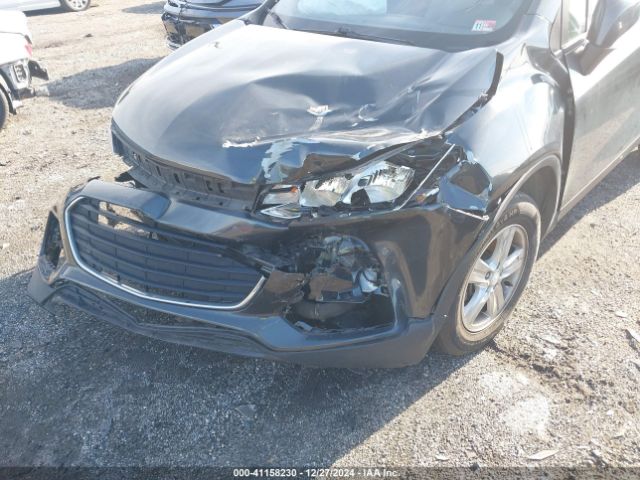 3GNCJKSB3LL198575 Chevrolet Trax Fwd Ls