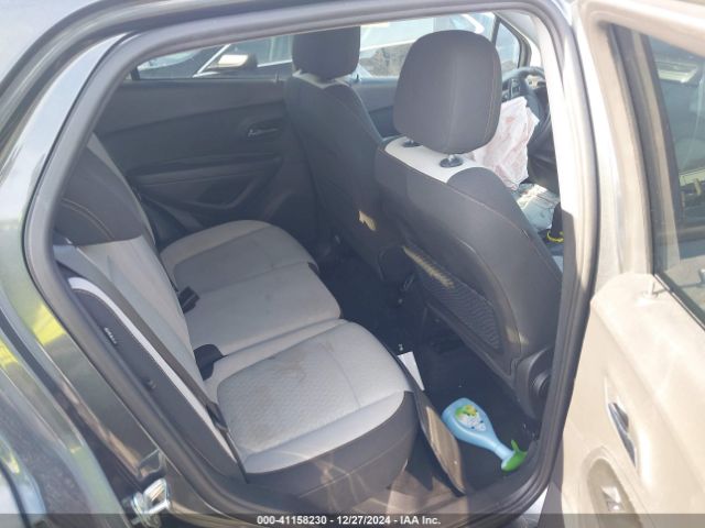 3GNCJKSB3LL198575 Chevrolet Trax Fwd Ls