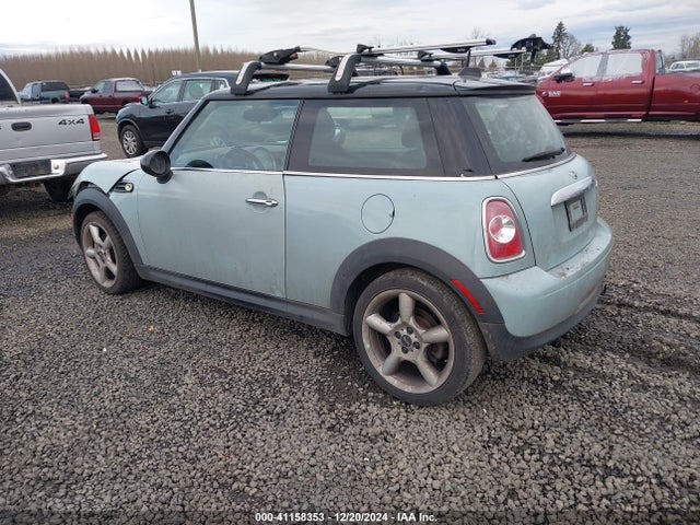 2012 MINI COOPER WMWSU3C54CT368185 Photo 2