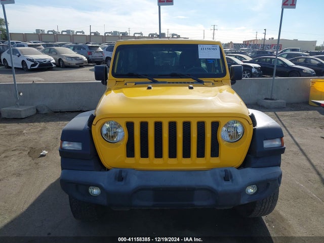1C4HJXDN2KW549231 Jeep Wrangler Unlimited Sport S 4x4