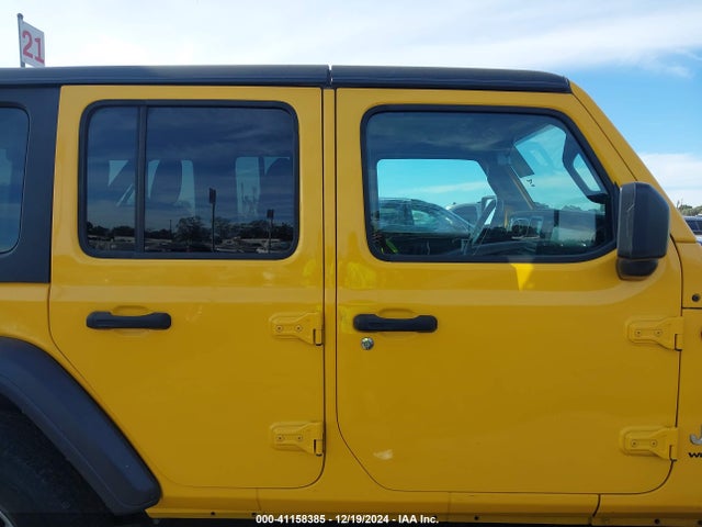 1C4HJXDN2KW549231 Jeep Wrangler Unlimited Sport S 4x4