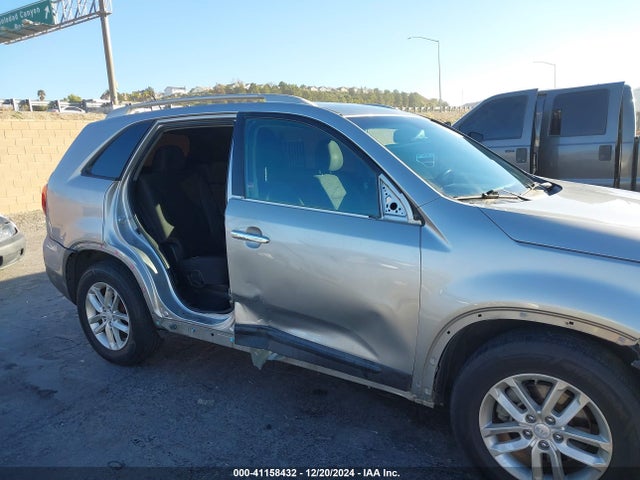KIA SORENTO LX 2015 5XYKT4A60FG624989 Image 6