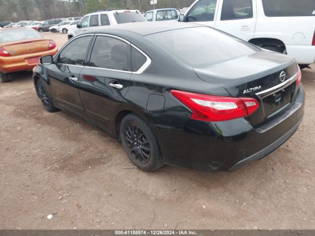 1N4AL3AP2HN318814 Nissan Altima 2.5 S