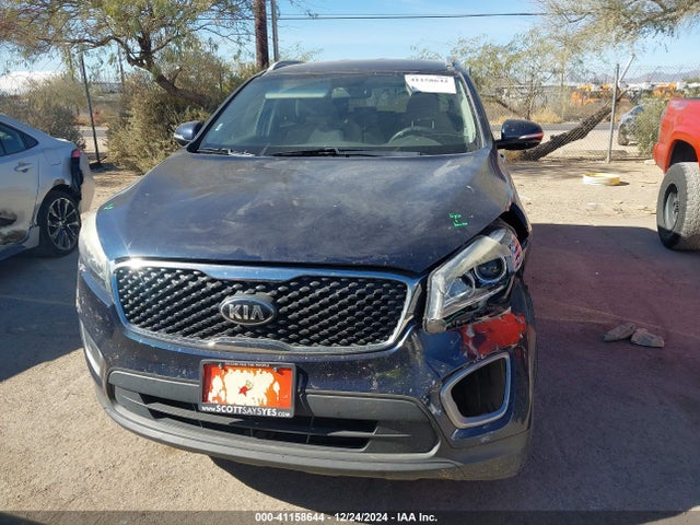 5XYPG4A55JG361022 KIA Sorento 3.3l Lx