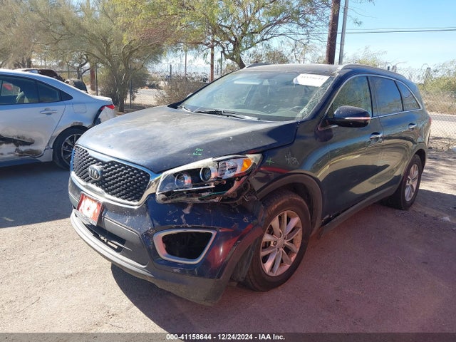 5XYPG4A55JG361022 KIA Sorento 3.3l Lx