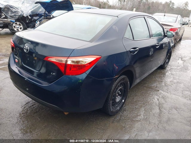 Toyota COROLLA LE 2018 5YFBURHE0JP852230 Image 4