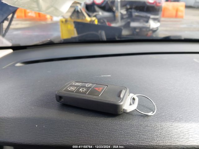 YV126MFK2G2401582 Volvo S60 T5 Drive-e Premier