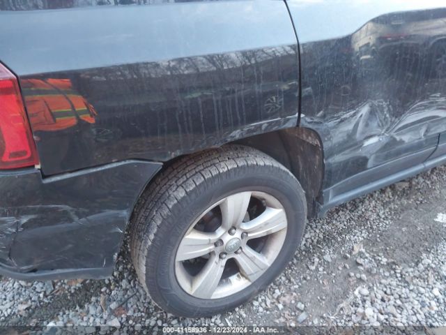 1C4NJDEB0GD631371 Jeep Compass Latitude