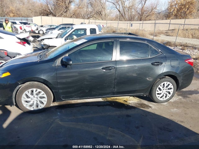 Toyota COROLLA LE 2017 5YFBURHE8HP652139 Image 14