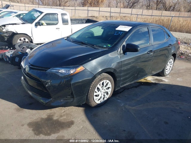 Toyota COROLLA LE 2017 5YFBURHE8HP652139 Image 2