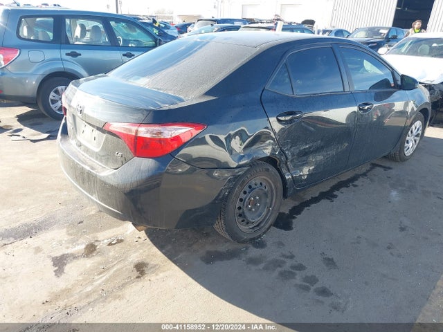 Toyota COROLLA LE 2017 5YFBURHE8HP652139 Image 4
