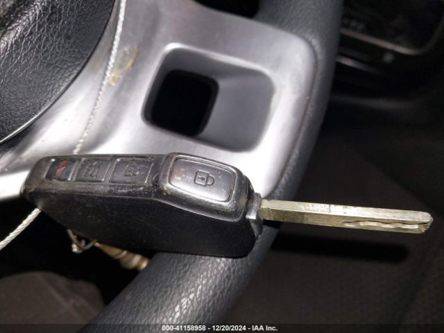 KNDJ23AU8N7803543 KIA SOUL LX