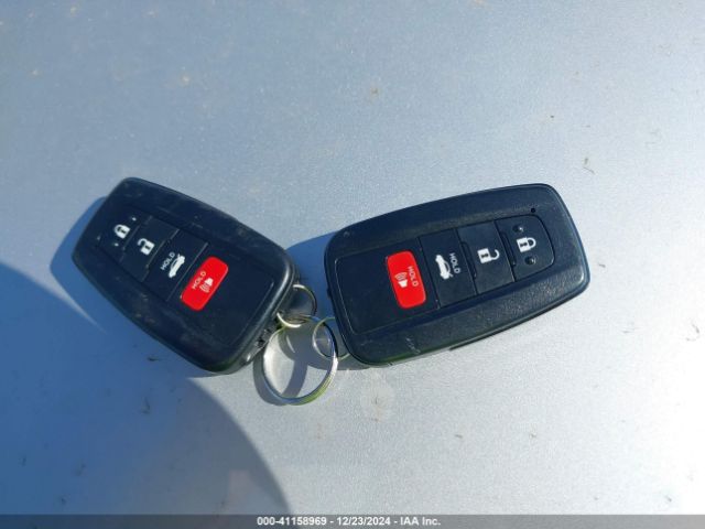 JTDFPMAE1MJ188633 Toyota Corolla Xle