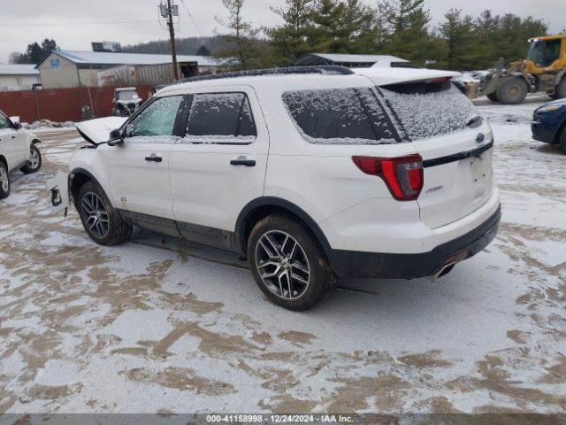 1FM5K8GT9HGD66035 Ford EXPLORER SPORT