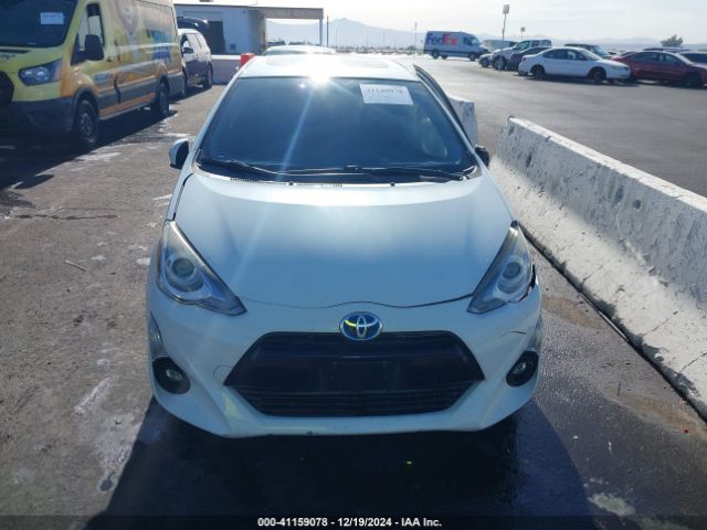 JTDKDTB35F1114505 Toyota Prius C Four