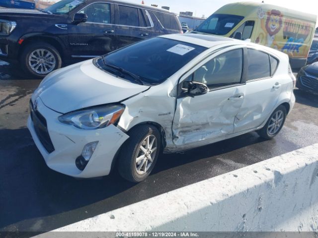 JTDKDTB35F1114505 Toyota Prius C Four