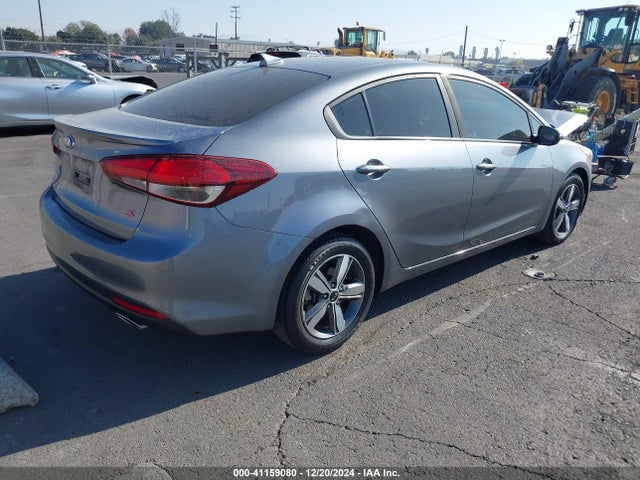 KIA FORTE S 2018 3KPFL4A76JE175110 Image 4
