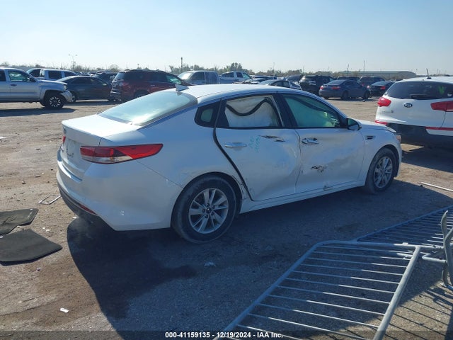 KIA Optima Lx 2017 KNAGT4L37H5161735 Image 4