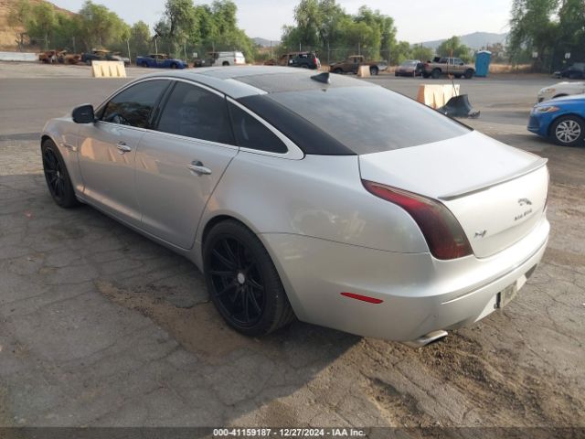 2013 JAGUAR XJ SAJWA1C74D8V57332 Photo 2