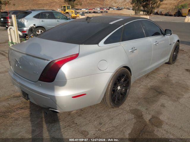 2013 JAGUAR XJ SAJWA1C74D8V57332 Photo 3