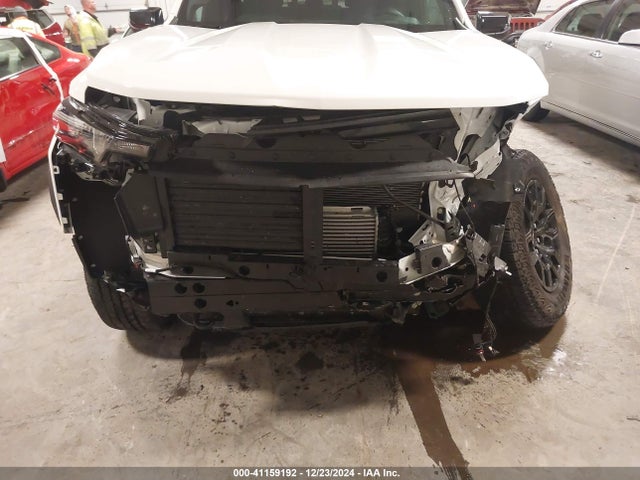1GCPTEEK8R1242233 Chevrolet Colorado 4wd Trail Boss
