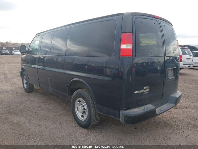 1GNWGPFG7F1271151 Chevrolet Express 2500 Ls