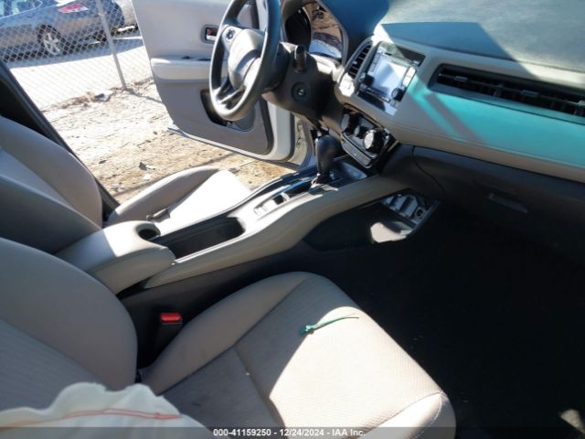 3CZRU5H38GM752201 Honda HR-V LX