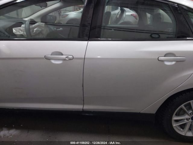 1FADP3F24JL295505 Ford FOCUS SE