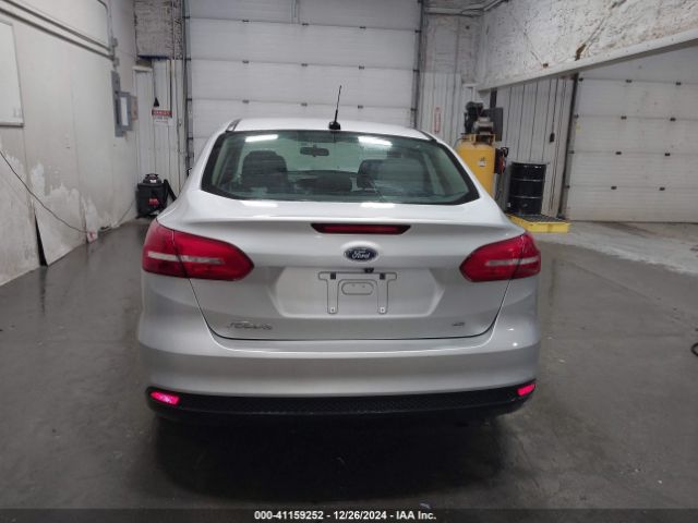 1FADP3F24JL295505 Ford FOCUS SE