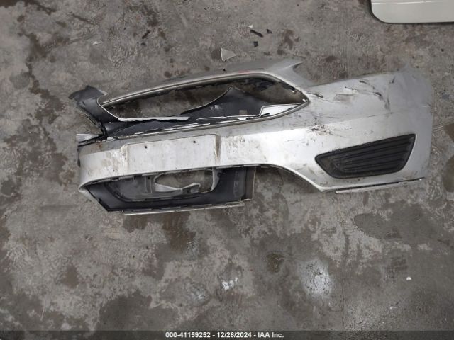 1FADP3F24JL295505 Ford FOCUS SE